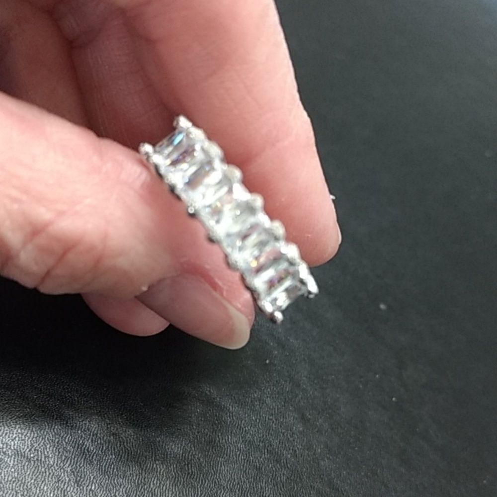 *Sale* Silver tone sparkling CZ ring size 7.25
